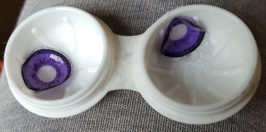 Can I Wear Dried Out Contact Lenses Again?