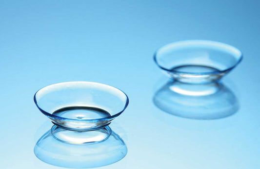 Decoding Contact Lens Materials: Hydrogel vs. Silicone Hydrogel